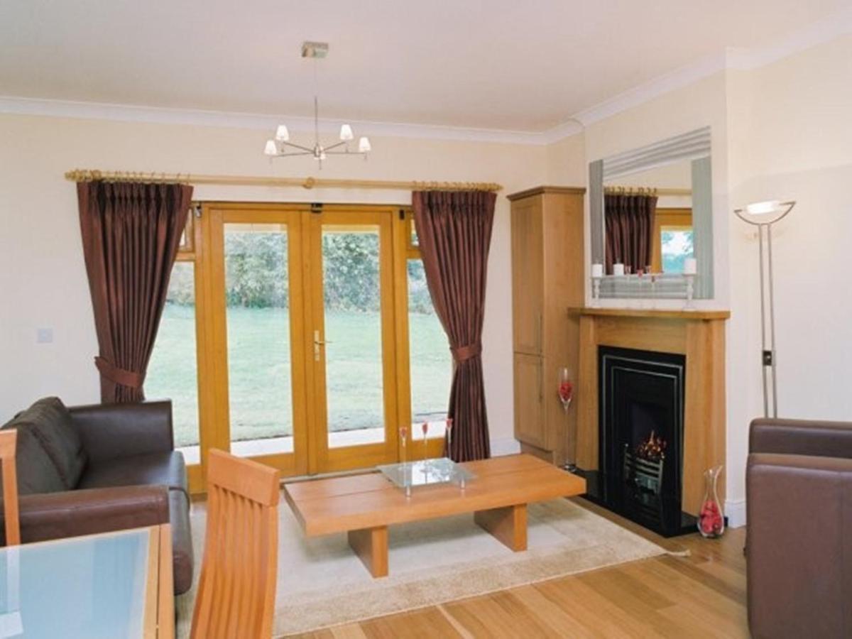 Heyward Mews Holiday Homes By Trident Holiday Homes Swords Room photo